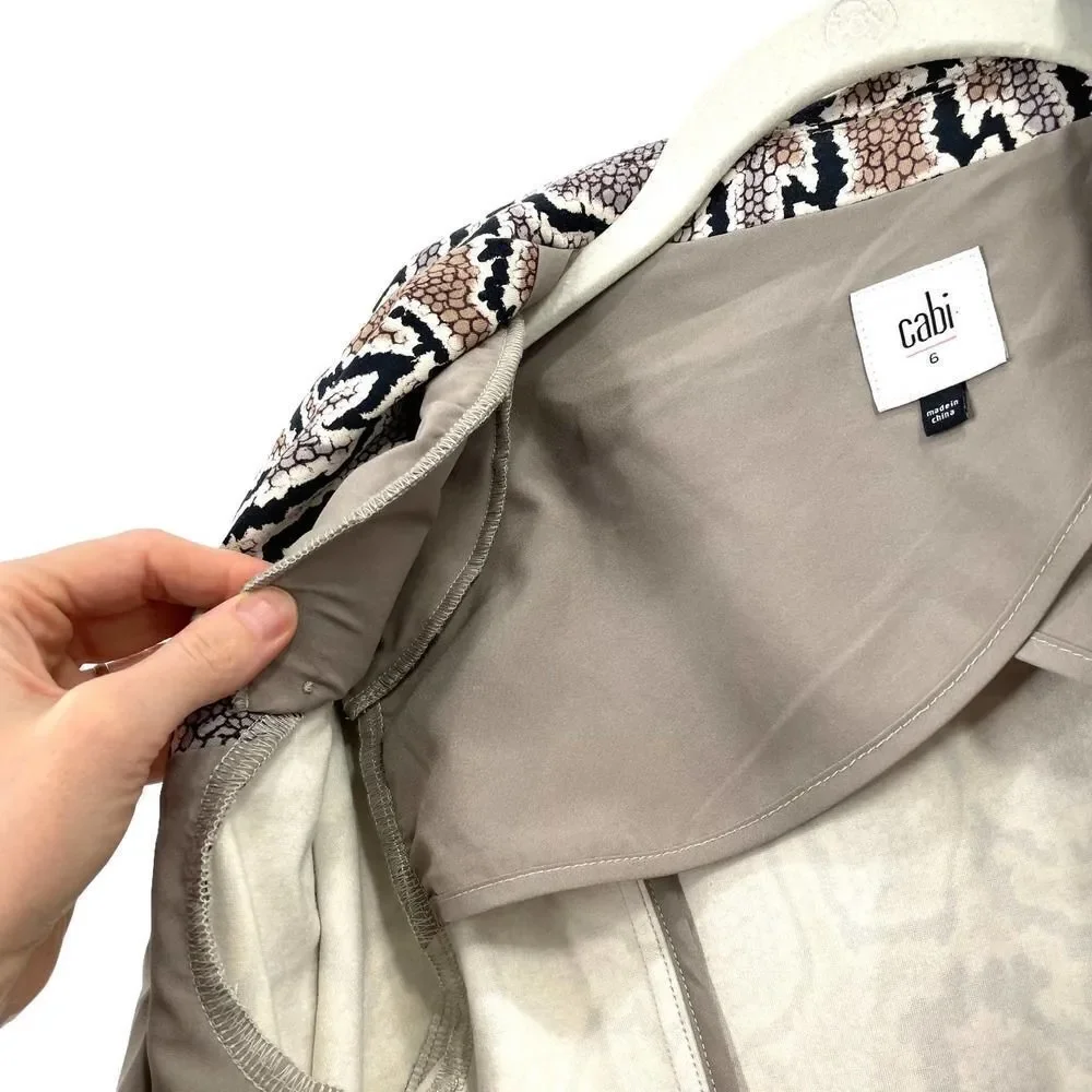 CAbi #3733 Python Blazer Snake‎ Print Tan Gray Jacket Sz 6 corpcore animal print